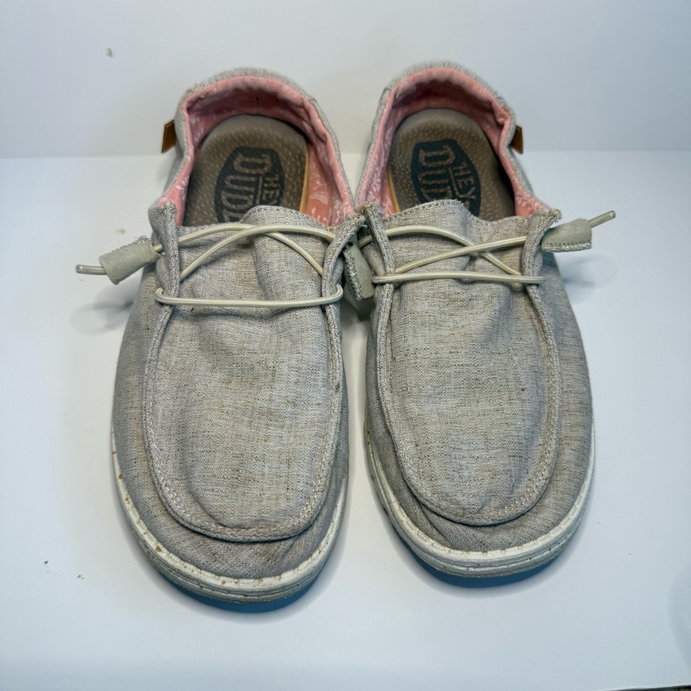 Hey Dude Women’s Wendy Chambray White Nut‎ Size 8 Slip On Shoes Comfort